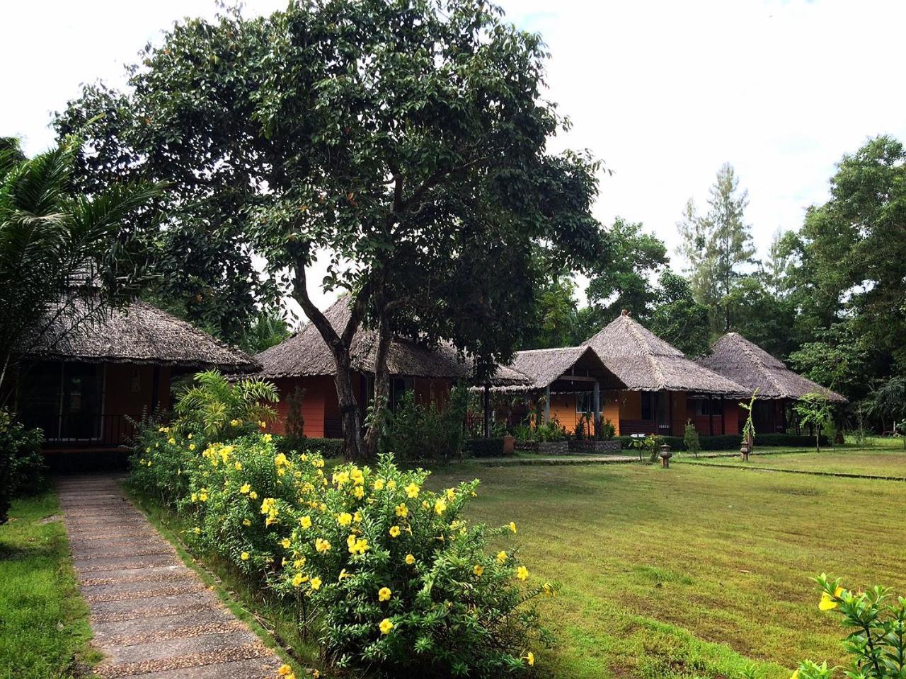 Phayam Cottage Resort Koh Phayam Zewnętrze zdjęcie