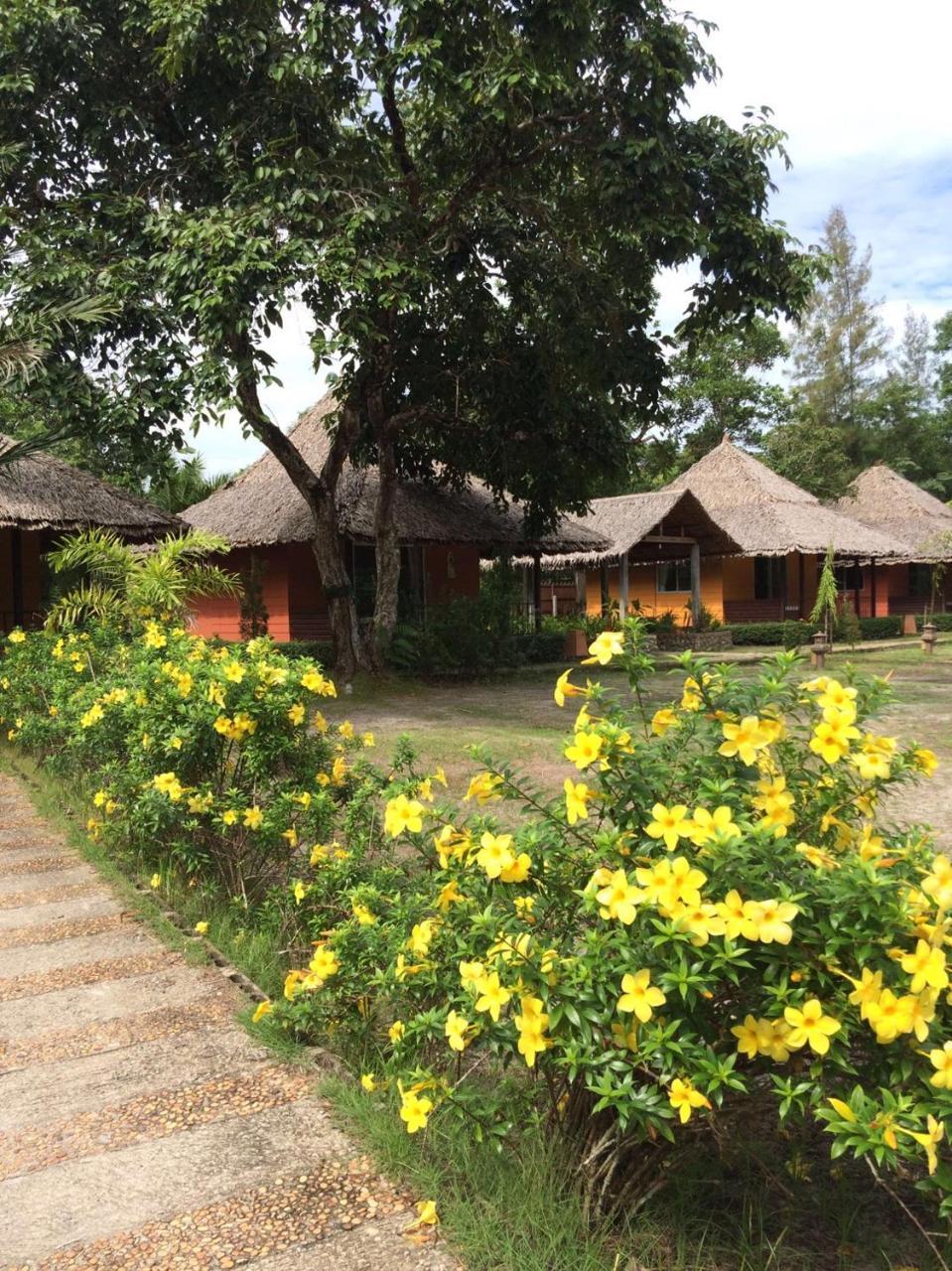 Phayam Cottage Resort Koh Phayam Zewnętrze zdjęcie