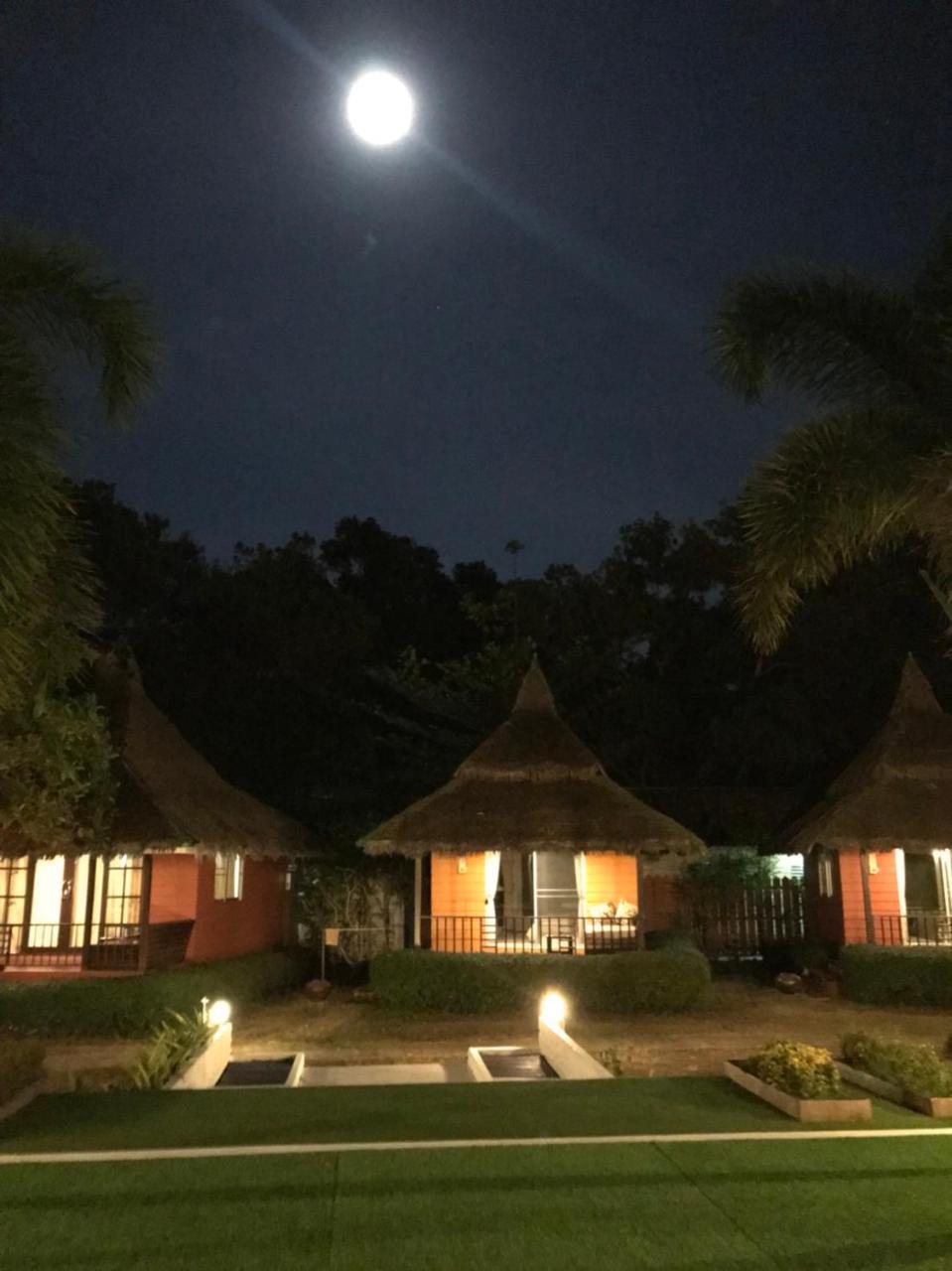 Phayam Cottage Resort Koh Phayam Zewnętrze zdjęcie
